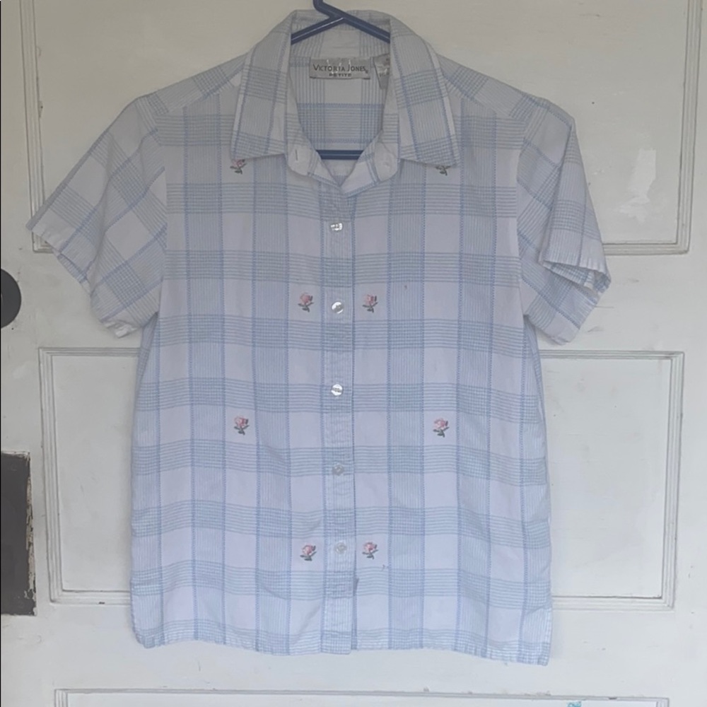 Vintage blue plaid button down with flowers